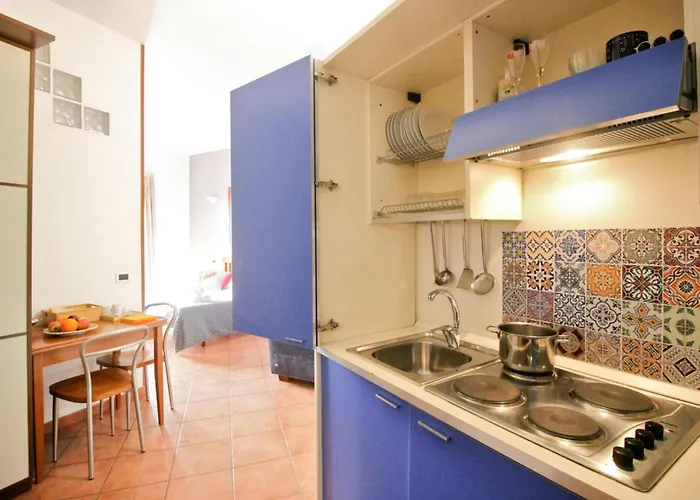 Flat In Location In Apartment *